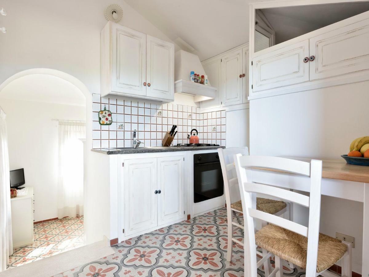 Villa Juniper Santa Maria Navarrese Eksteriør billede